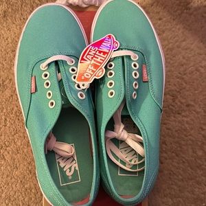 Vans women size 9
